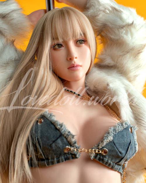 sex doll naomi